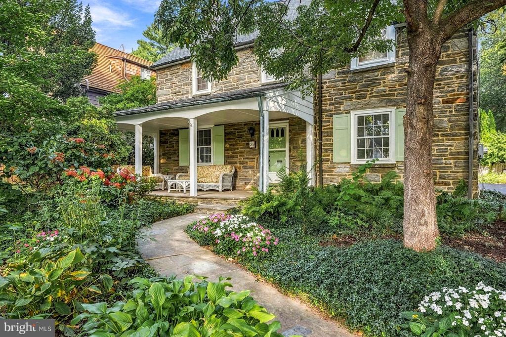 35 OVERHILL RD, Bala Cynwyd, PA 19004 — photo 2