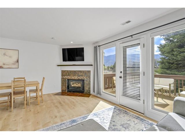 2242 Villa Rosa Dr, Colorado Springs, CO 80904