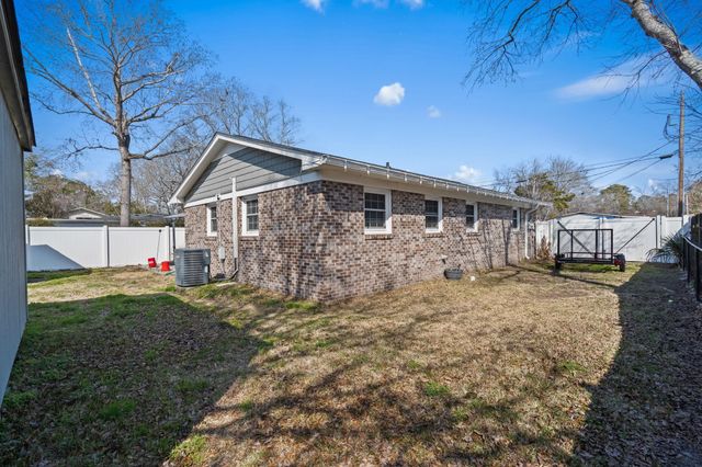 715 Cypress Dr., Surfside Beach, SC 29575