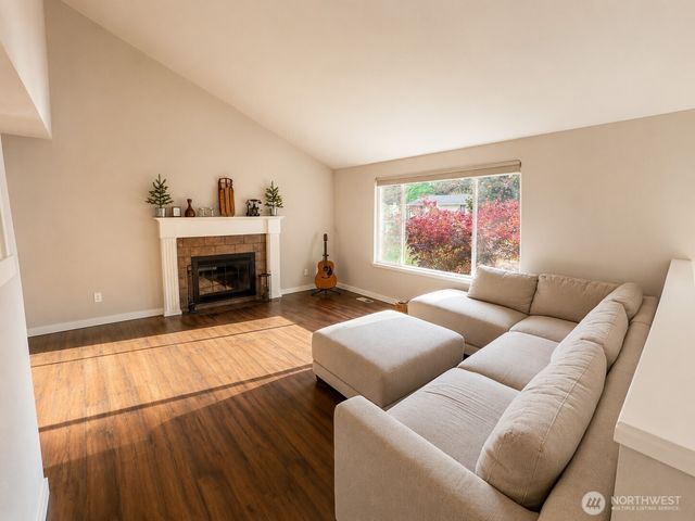33700 33rd Place SW, Federal Way, WA 98023