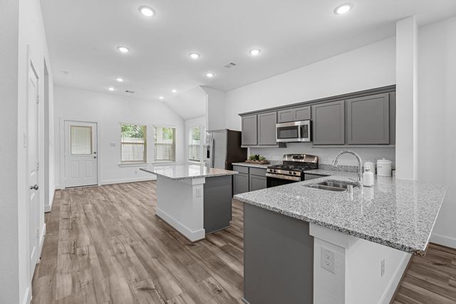1106 Kinsey Wilderness Lane, Conroe, TX 77301