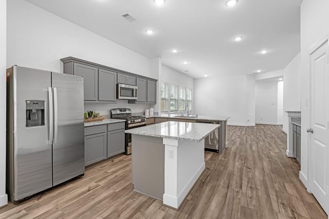 1106 Kinsey Wilderness Lane, Conroe, TX 77301