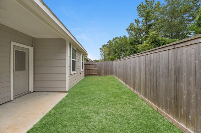 1106 Kinsey Wilderness Lane, Conroe, TX 77301