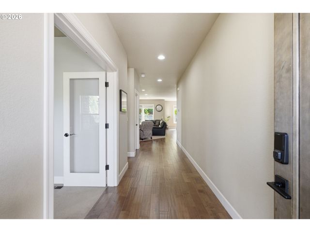 10507 Nw 32ND Dr, Vancouver, WA 98685