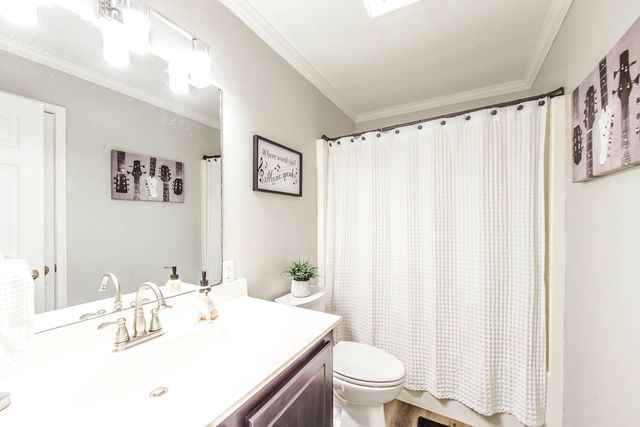 113 Nottingham Trail, Houma, LA 70360