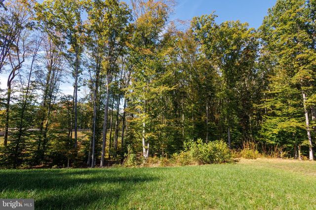 8734 GREENWAY DR, Spotsylvania, VA 22551