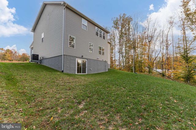 8734 GREENWAY DR, Spotsylvania, VA 22551