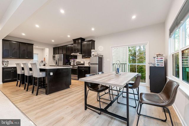 8734 GREENWAY DR, Spotsylvania, VA 22551