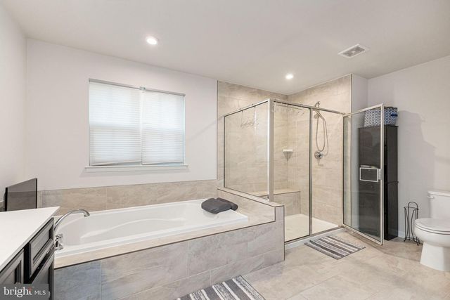 8734 GREENWAY DR, Spotsylvania, VA 22551