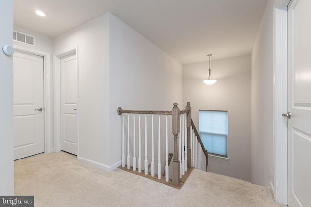 8734 GREENWAY DR, Spotsylvania, VA 22551