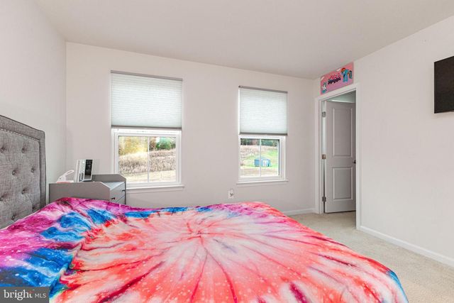 8734 GREENWAY DR, Spotsylvania, VA 22551