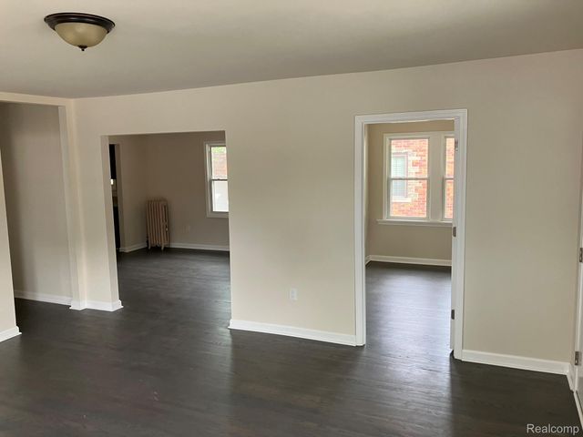 1127 Minnie Street, Port Huron, MI 48060