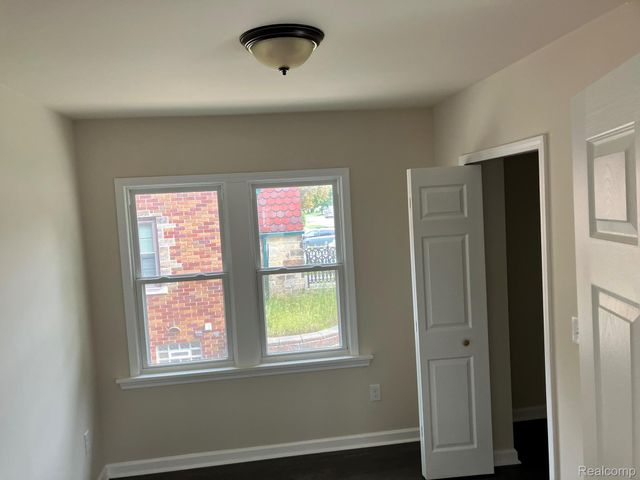 1127 Minnie Street, Port Huron, MI 48060