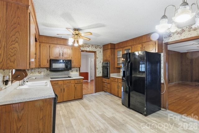 3343 Olde Creek Trail, Matthews, NC 28105