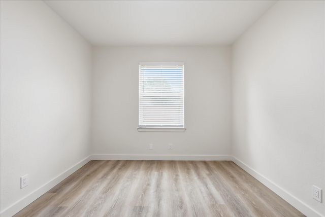 12135 Amsterdam Road, Farmers Branch, TX 75234