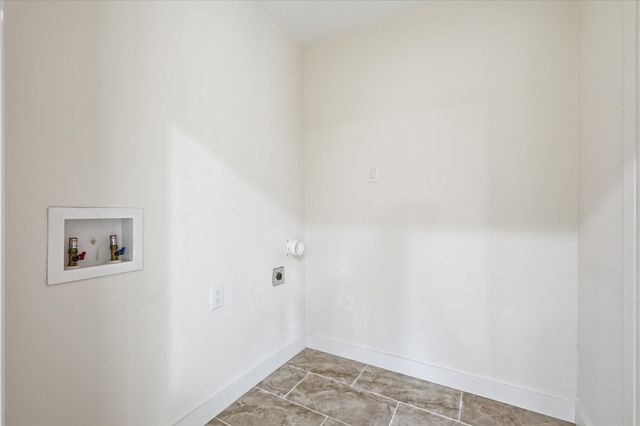 12135 Amsterdam Road, Farmers Branch, TX 75234