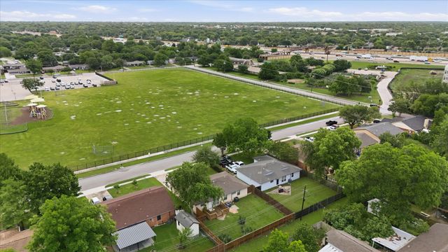12135 Amsterdam Road, Farmers Branch, TX 75234