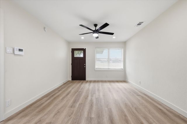 12135 Amsterdam Road, Farmers Branch, TX 75234