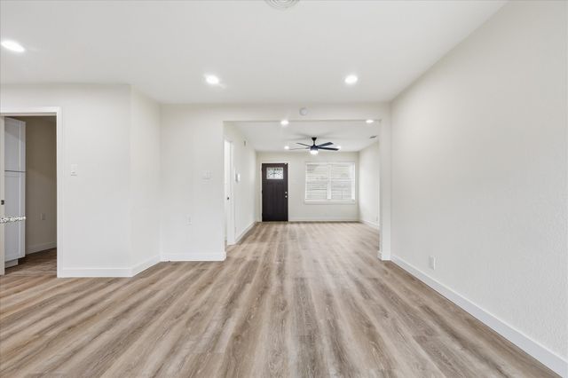 12135 Amsterdam Road, Farmers Branch, TX 75234