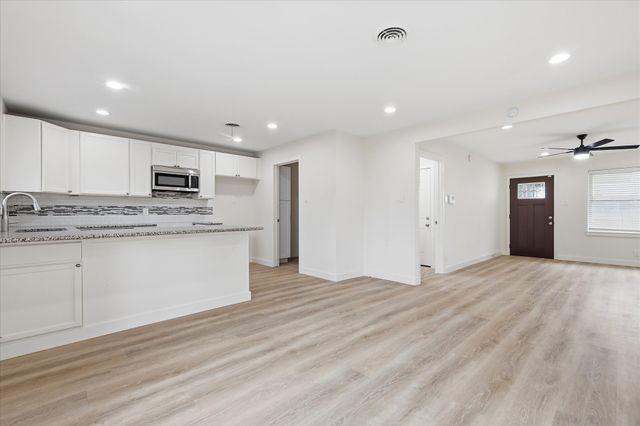 12135 Amsterdam Road, Farmers Branch, TX 75234
