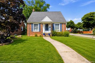 1651 Nightingale Street, Dearborn, MI 48128