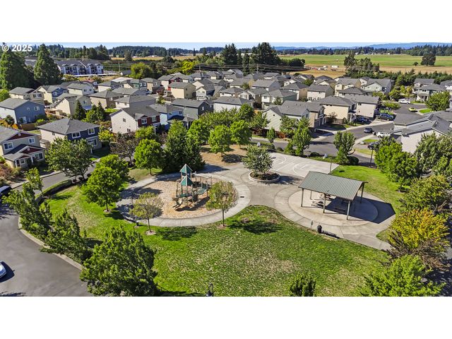 13305 Ne 114TH Way, Brush Prairie, WA 98606