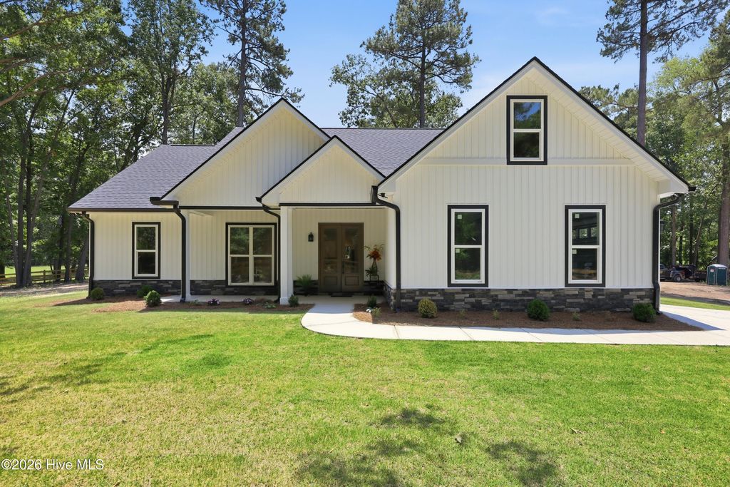 6088 Highway 24-27, Carthage, NC 28327