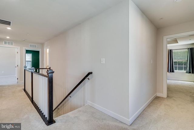 9731 PASSAGE DR, Upper Marlboro, MD 20772