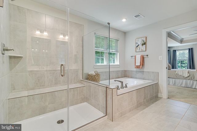 9731 PASSAGE DR, Upper Marlboro, MD 20772