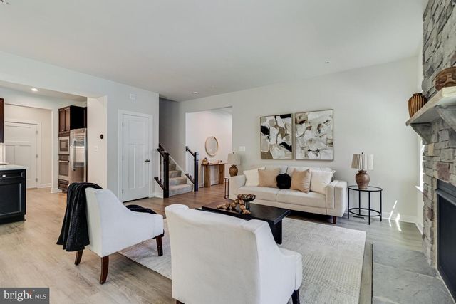 9731 PASSAGE DR, Upper Marlboro, MD 20772