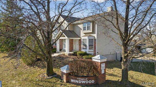 1 Sunburst Court 6, St Peters, MO 63303