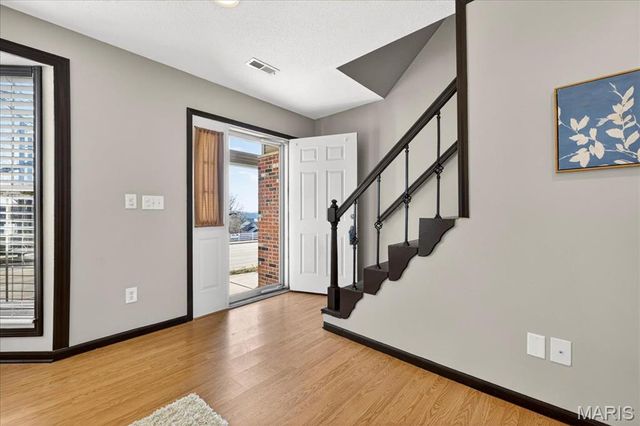 1 Sunburst Court 6, St Peters, MO 63303