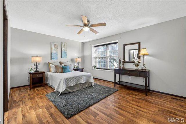 1 Sunburst Court 6, St Peters, MO 63303