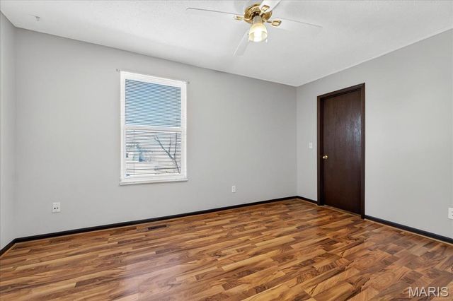 1 Sunburst Court 6, St Peters, MO 63303