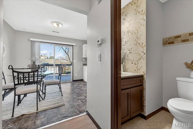 1 Sunburst Court 6, St Peters, MO 63303