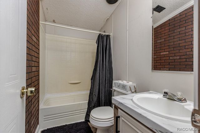 6734 W Sasser Street, Homosassa, FL 34446