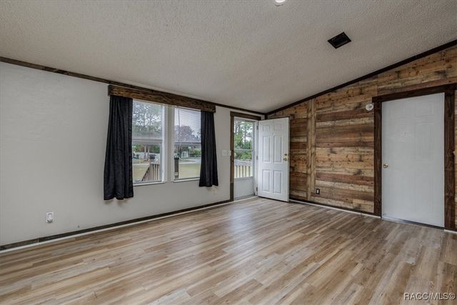 6734 W Sasser Street, Homosassa, FL 34446