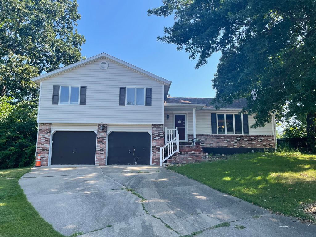 817 CYPRESS LN, Columbia, MO 65203