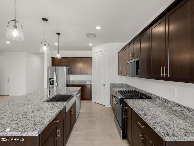 8395 W SARATOGA Way, Florence, AZ 85132