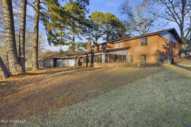 329 Arapaho Lane, Madison, MS 39110