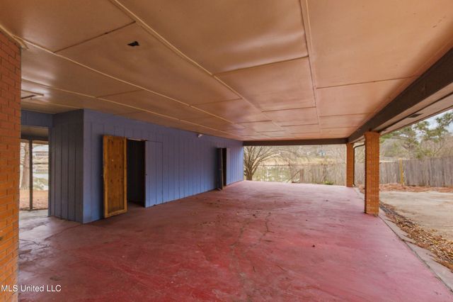 329 Arapaho Lane, Madison, MS 39110