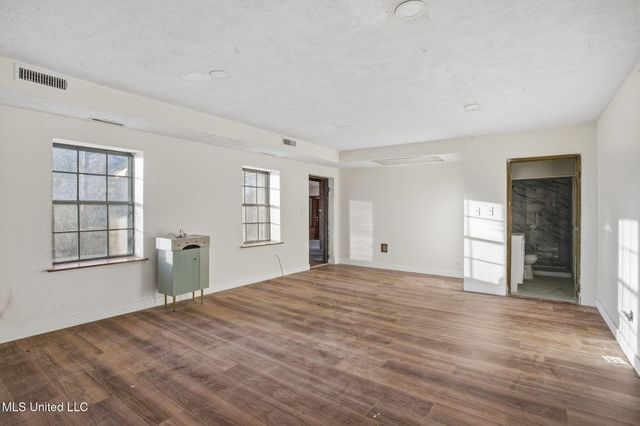 329 Arapaho Lane, Madison, MS 39110