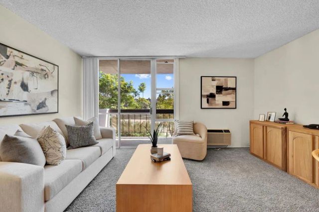 3050 Rue D'Orleans 355, San Diego, CA 92110
