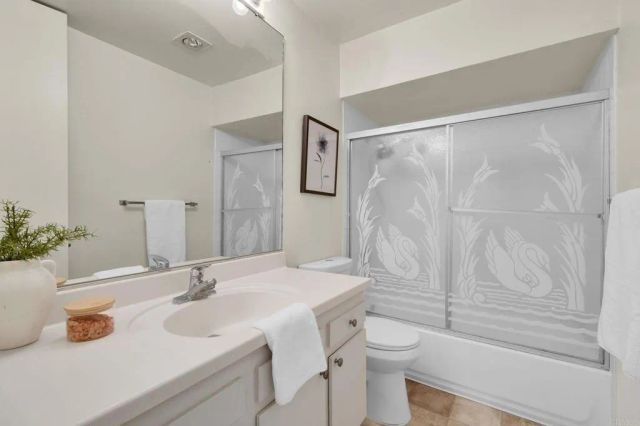 3050 Rue D'Orleans 355, San Diego, CA 92110