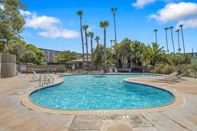 3050 Rue D'Orleans 355, San Diego, CA 92110