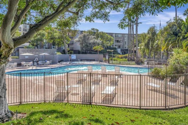 3050 Rue D'Orleans 355, San Diego, CA 92110