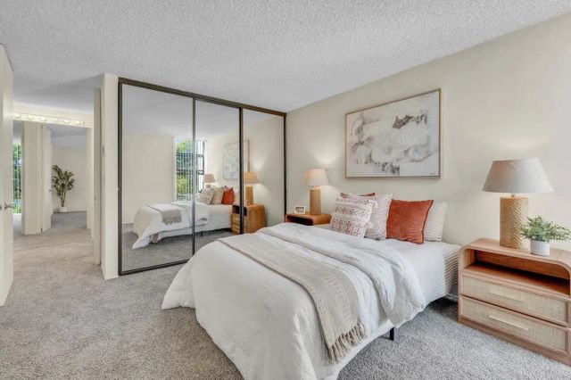 3050 Rue D'Orleans 355, San Diego, CA 92110