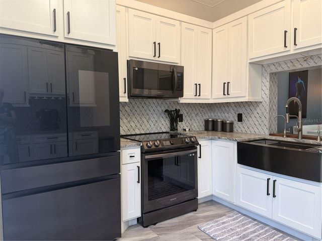 6816 DALI AVENUE 201, Land O Lakes, FL 34637