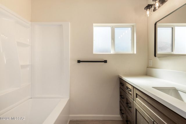 2932 N Castro Avenue, Tucson, AZ 85705