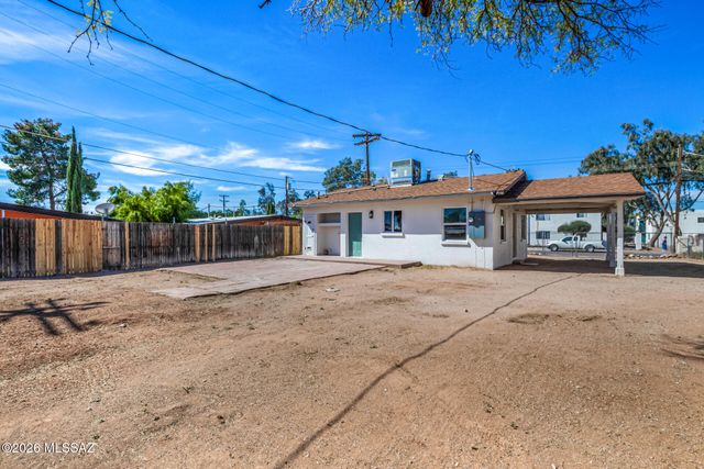 2932 N Castro Avenue, Tucson, AZ 85705